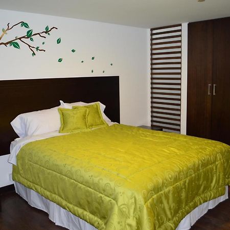 Hostal Delia Victoria Куэнка Экстерьер фото