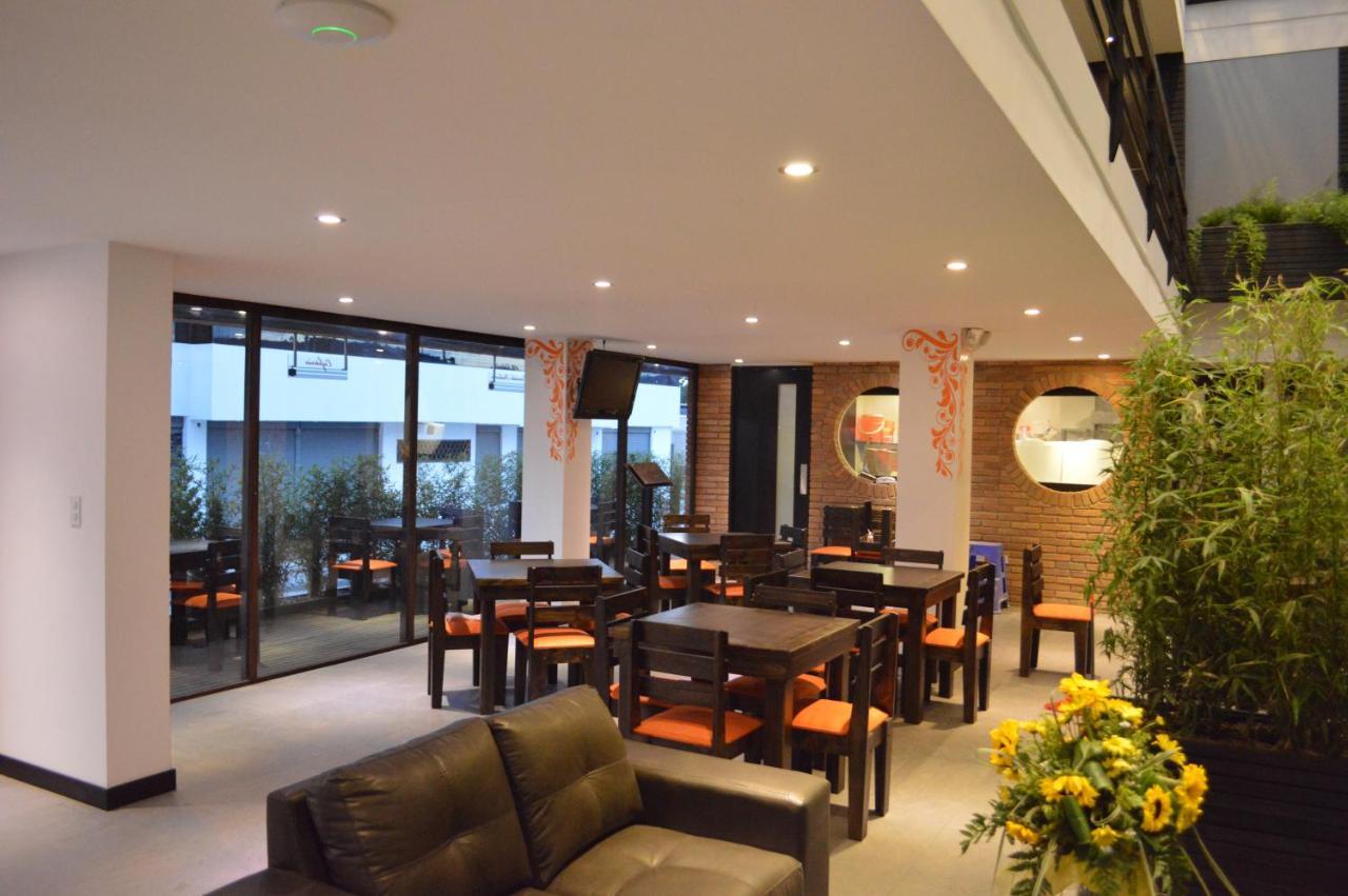 Hostal Delia Victoria Куэнка Экстерьер фото