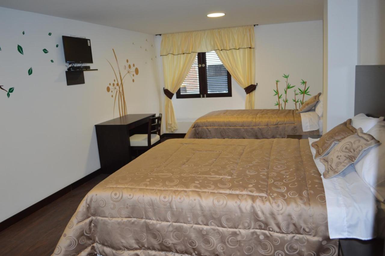 Hostal Delia Victoria Куэнка Экстерьер фото